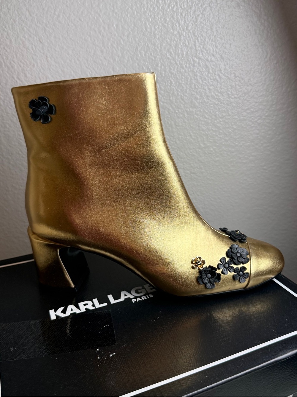 Karl Lagerfeld Paris Dalyn Fleur Booties